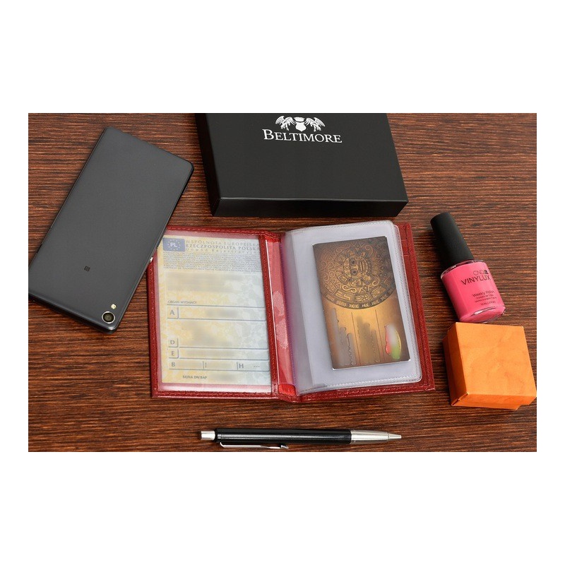 Kožená peňaženka na karty - červená