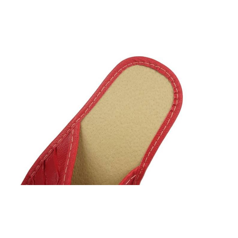 Červené dámske papuče