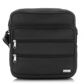 Kožená pánska čierna crossbody taška na zips. Cez telo, cez plece, na rameno.