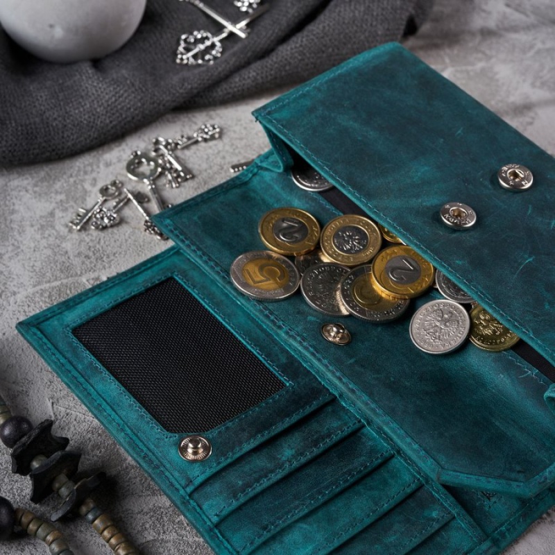 Dámska kožená zelená vintage peňaženka CALYSTA