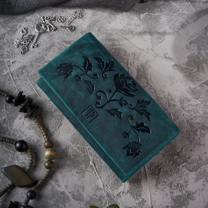 Dámska kožená zelená vintage peňaženka CALYSTA