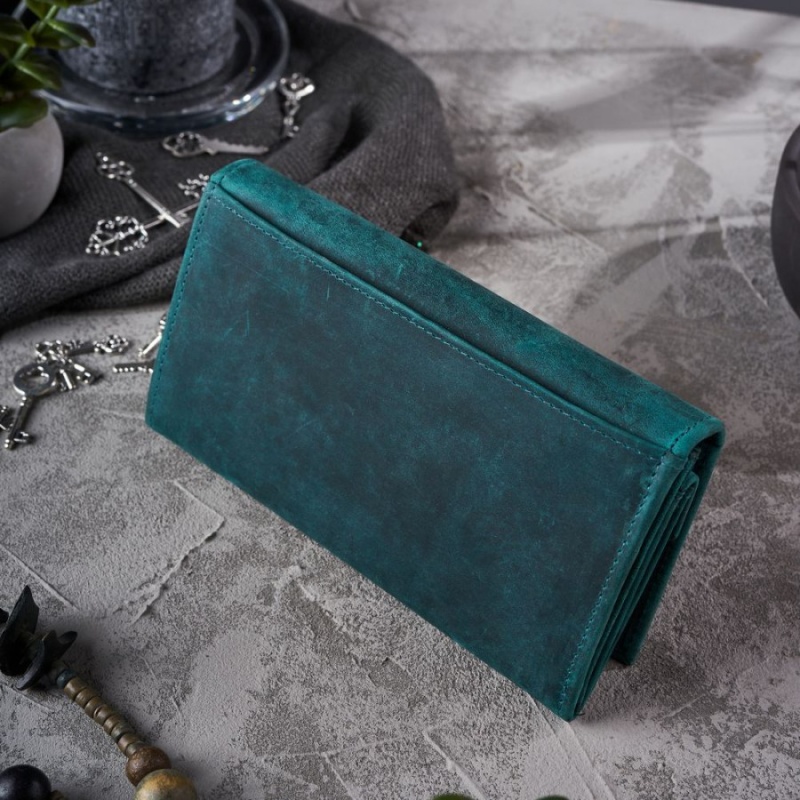 Dámska kožená zelená vintage peňaženka CALYSTA