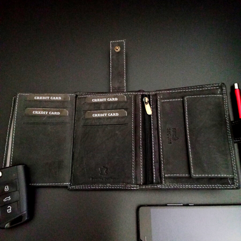 Čierna pánska kožená peňaženka ARMON