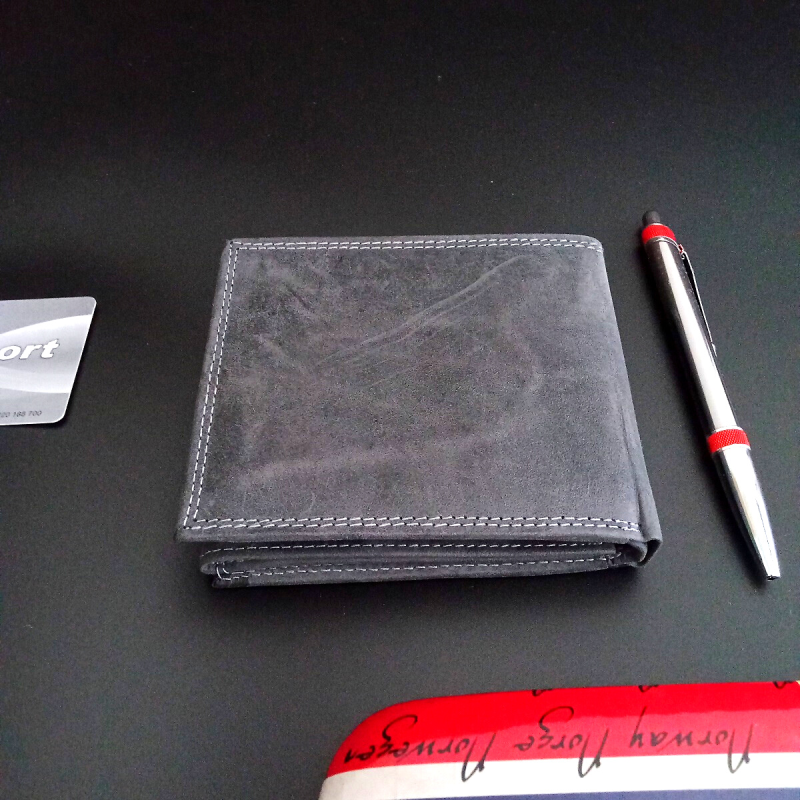 Pánska kožená peňaženka KORKE NERO-01