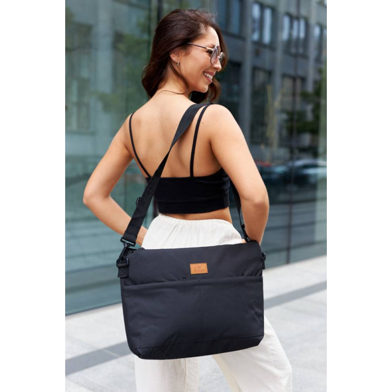 Dámska čierna taška na rameno LORENTI