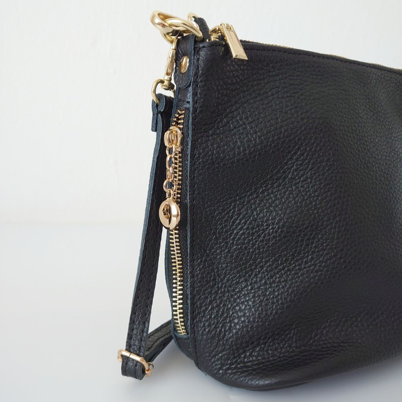 Dámska kožená čierna kabelka DIVA