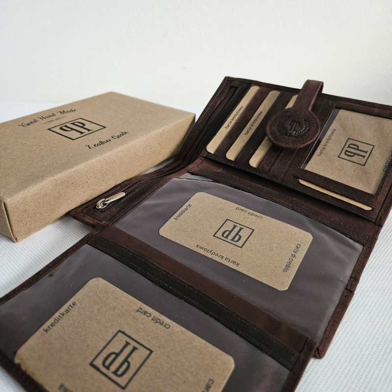 Dámska kožená hnedá peňaženka DIERDRA