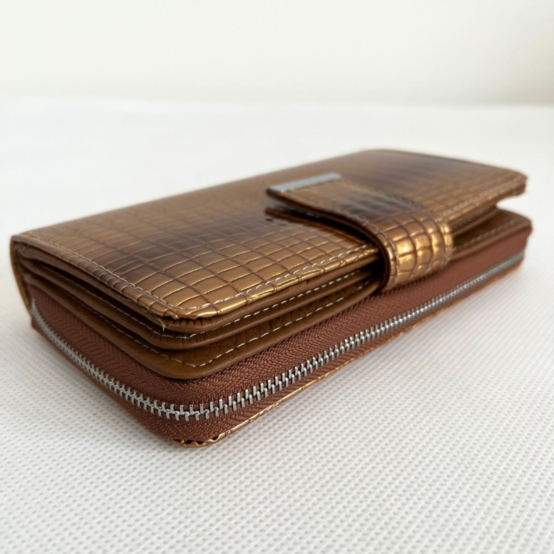 Dámska kožená zlatá peňaženka DOROTA