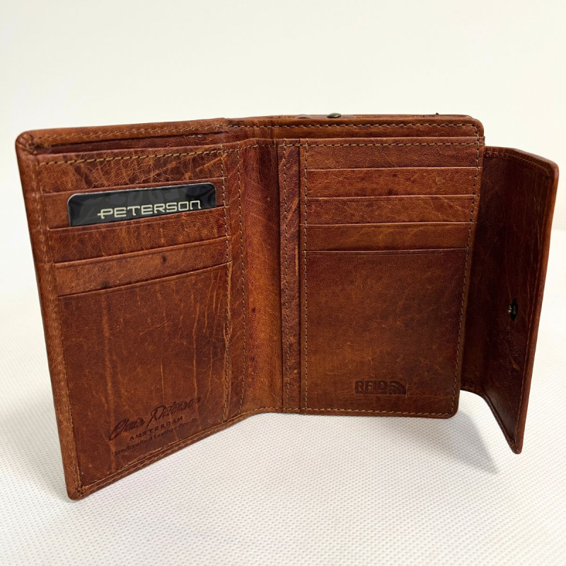 Kožená dámska koňaková peňaženka PRISMA