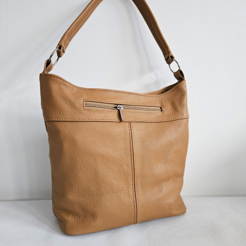 Svetlohnedá kožená kabelka na rameno CAMEL