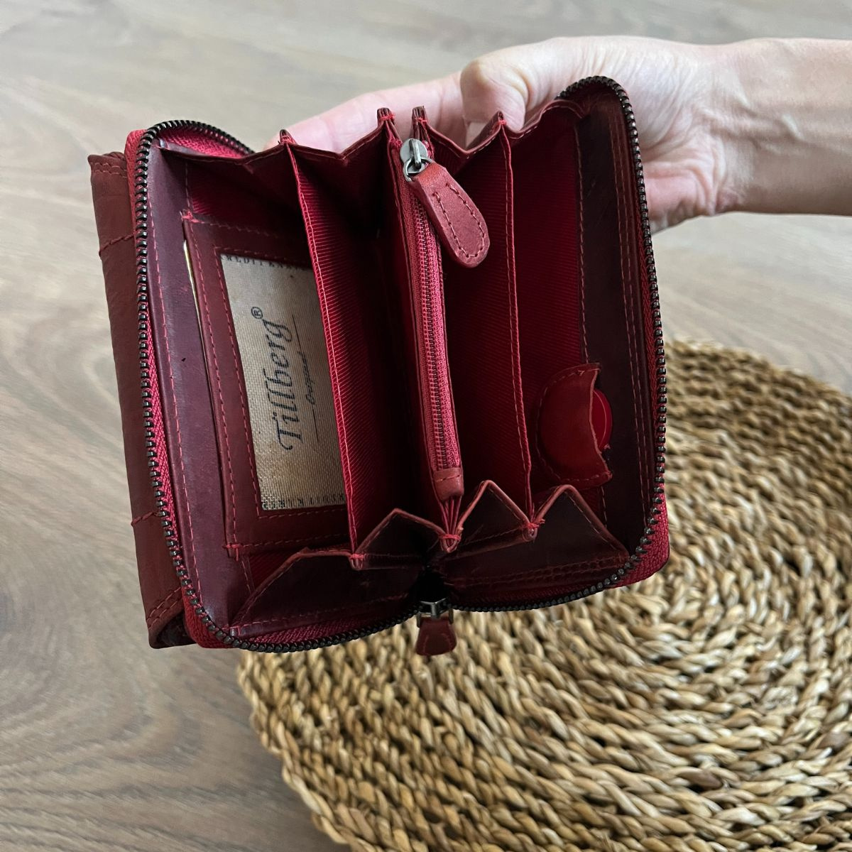 Dámska kožená peňaženka červená Tania