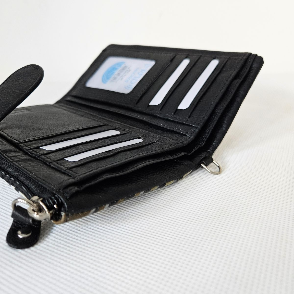 Dámska kožená peňaženka viacfarebná DANILA