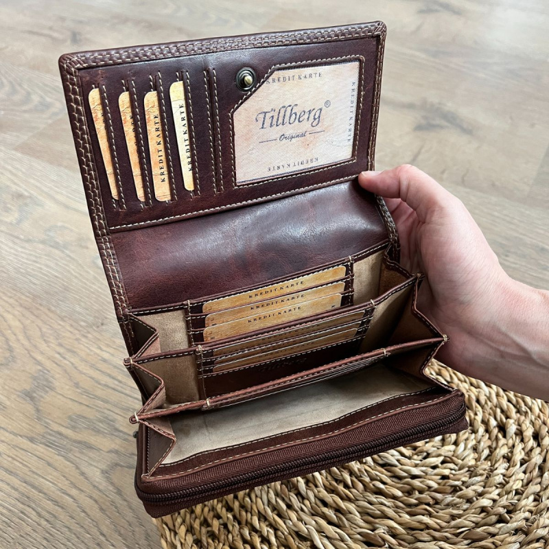 Dámska kožená peňaženka hnedá IRISA