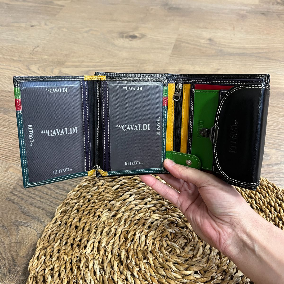 Dámska kožená peňaženka čierna TESSA