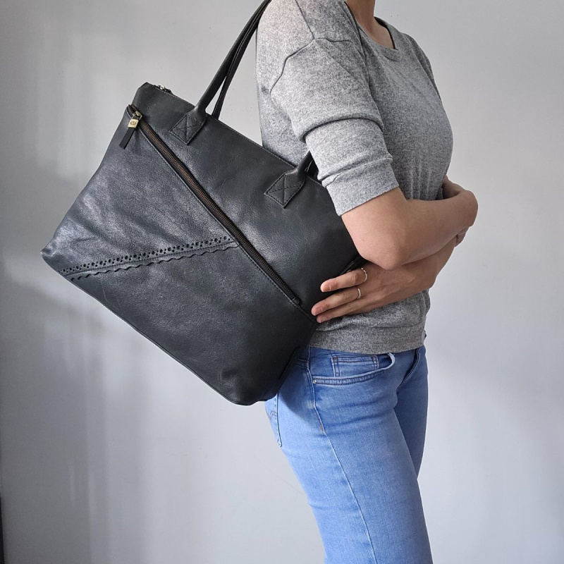 Dámska kožená biznis kabelka čierna Ysabel