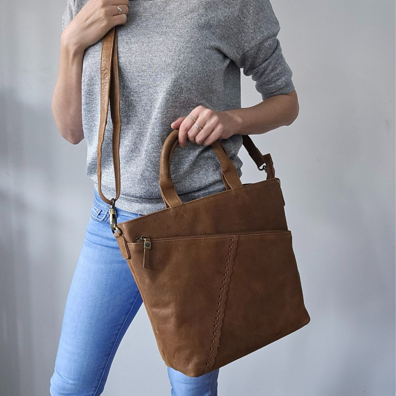 Dámska kožená kabelka hnedá Diona