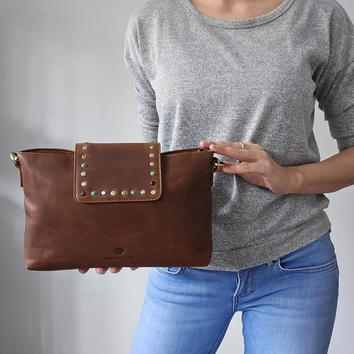 Dámska kožená kabelka piesková crossbody