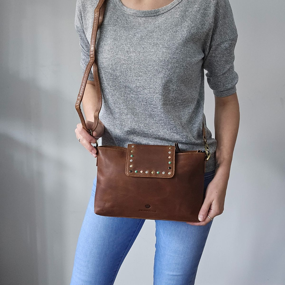 Dámska kožená kabelka piesková Arlea