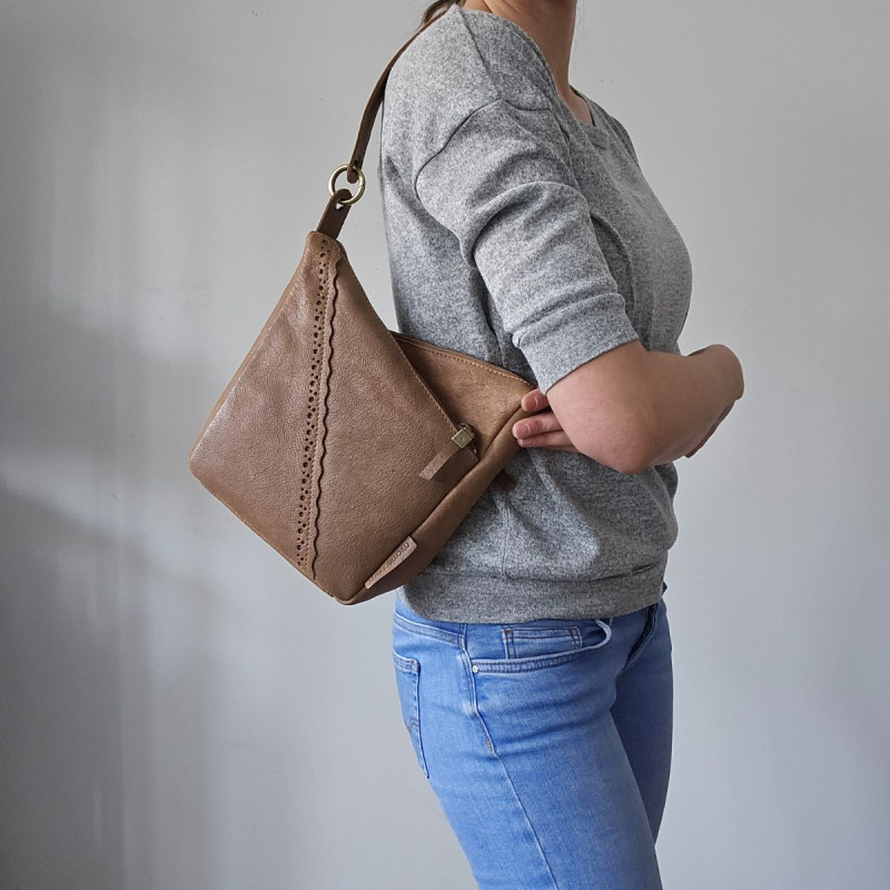 Dámska kožená kabelka taupe Lorena