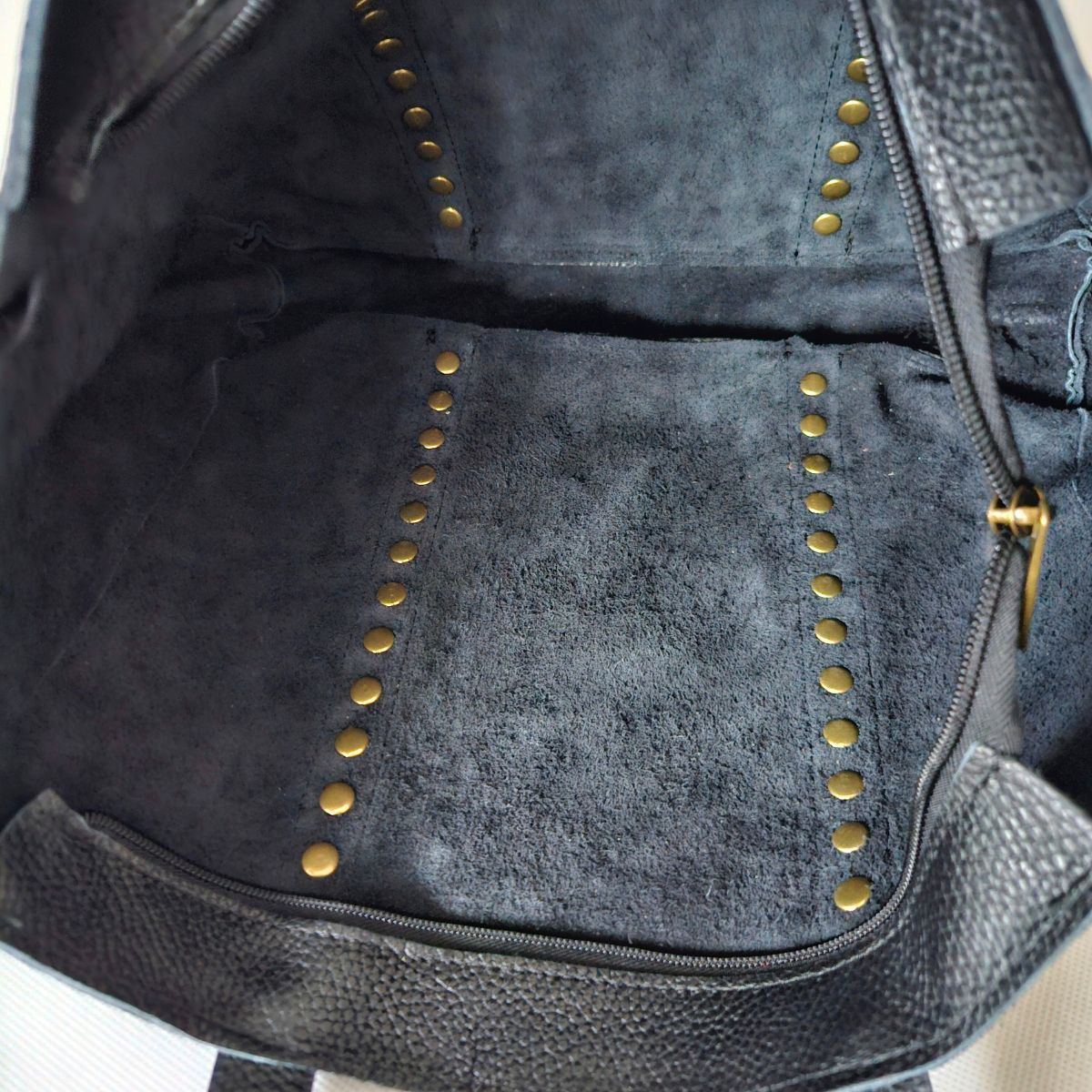 Čierna kožená kabelka na rameno BLAIRE