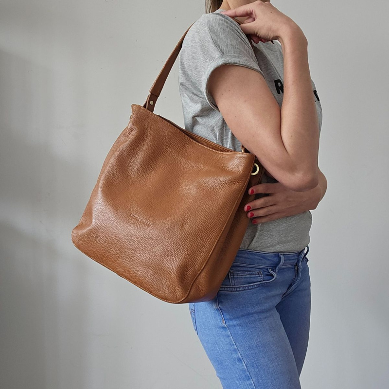 Dámska kožená kabelka camel NADIA