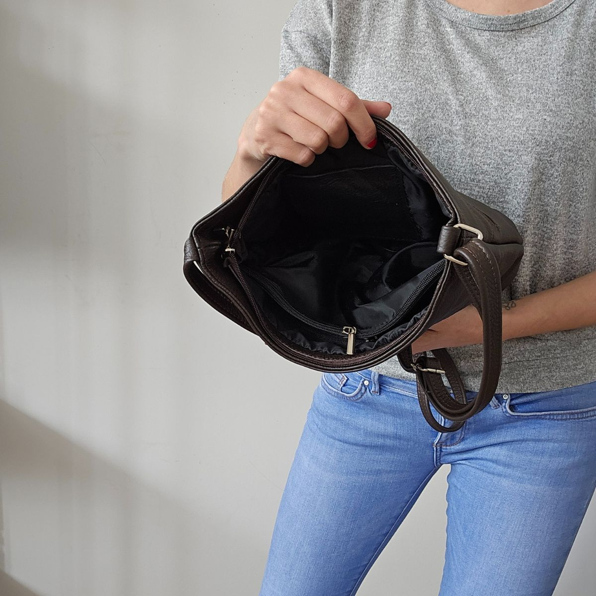 Kožená dámska hnedá crossbody kabelka PALOMA