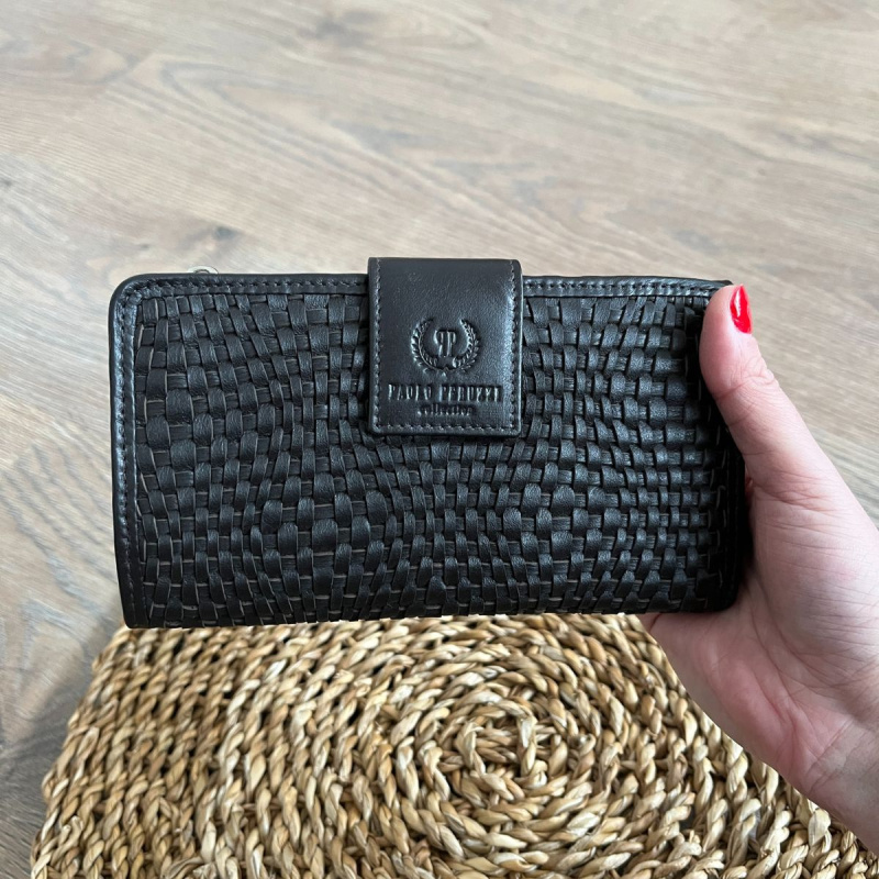 Dámska kožená peňaženka hnedá - tmavohnedá s tkaným vzorom